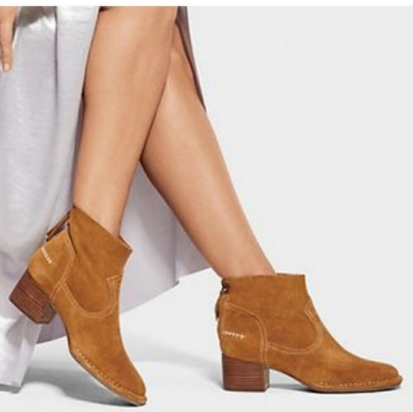 ugg bandera boot